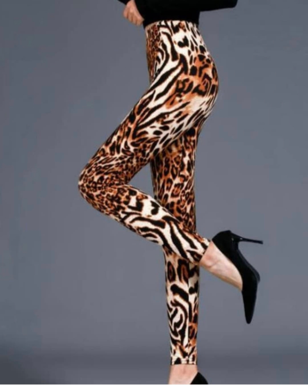 شلوارزنانه مخمل پلنگی وارداتی فریسایزتا۵۰ کد۲۰۵