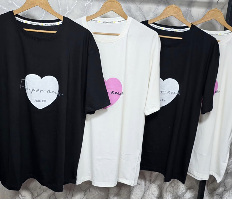 تیشرت لانگ زنانه طرح قلب نخ پنبه کد ۲۴۲ - جزئیات طرح